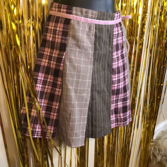 I.N. girl San Francisco multi stitched plaid skirt - Picture 2 of 7